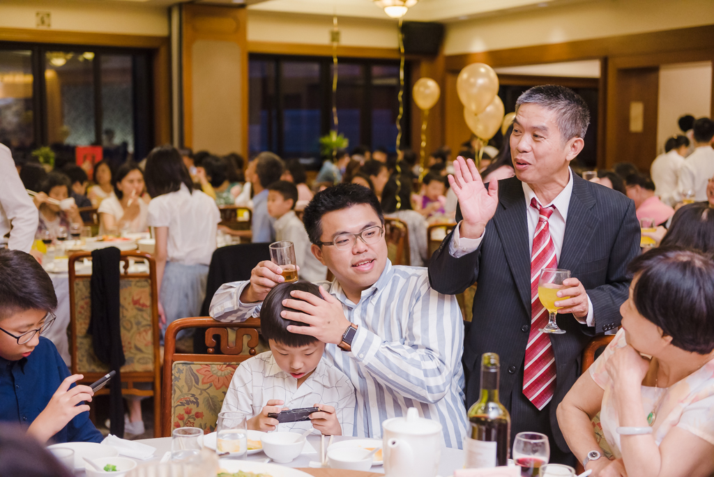 婚攝-兄弟大飯店婚宴-婚攝大嘴 (98)
