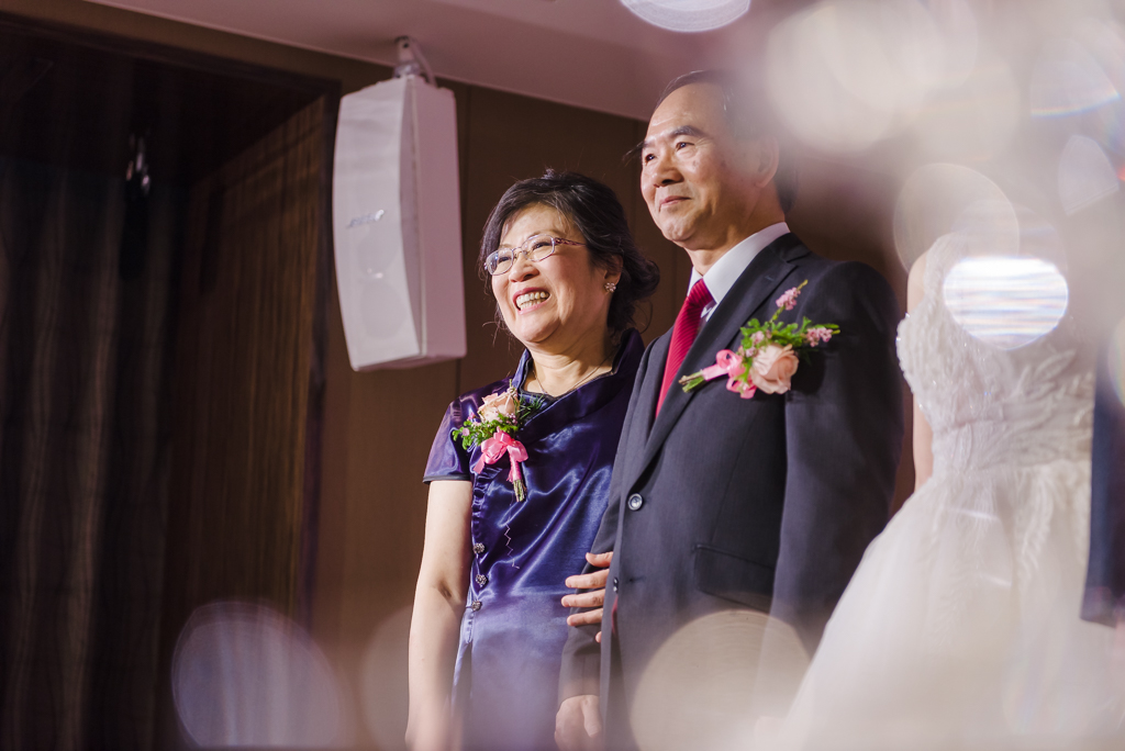 婚攝-六福萬怡婚宴-婚攝大嘴 (111)