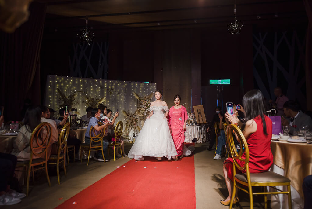 大直典華婚宴,台北婚攝,婚攝,婚禮攝影,婚禮紀錄,婚禮,結婚,婚紗,新娘,新秘,婚宴,婚攝作品,婚攝價格,大直英迪格酒店