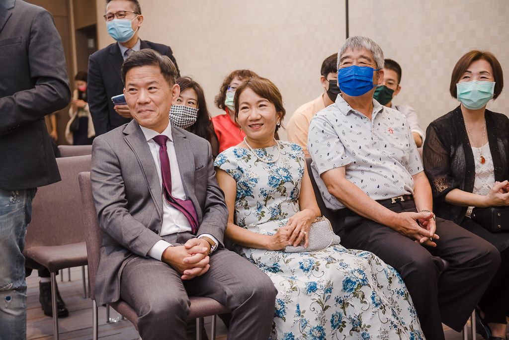 國泰萬怡雨天證婚室內場地婚攝 (32)